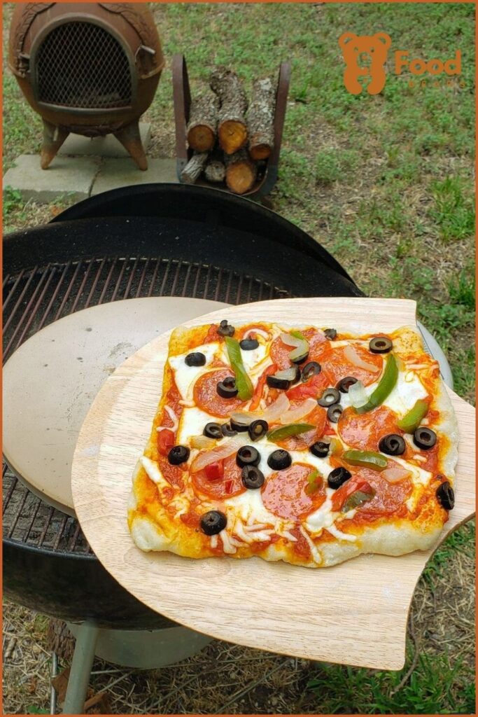 Gift Ideas for Pizza Lovers - Pizza Stone by Hans Grill