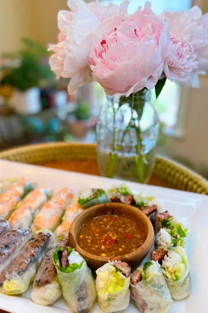Fresh Summer Rolls with Peanut Sauce