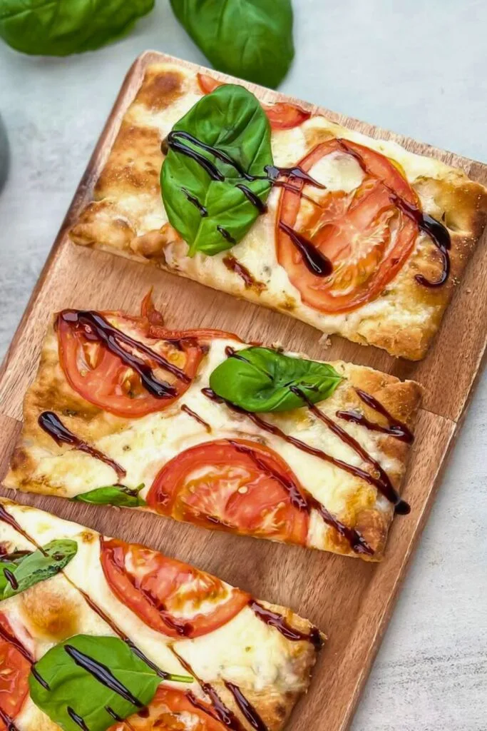 Margherita Flatbread Pizza