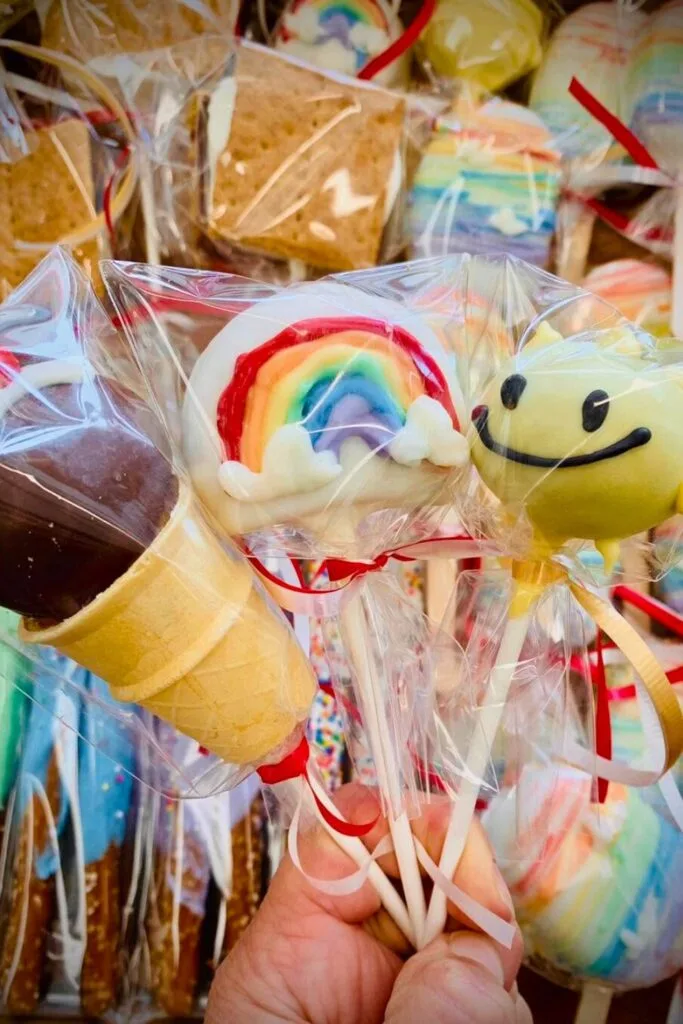 Why Cake Pops Are Perfect for Summer