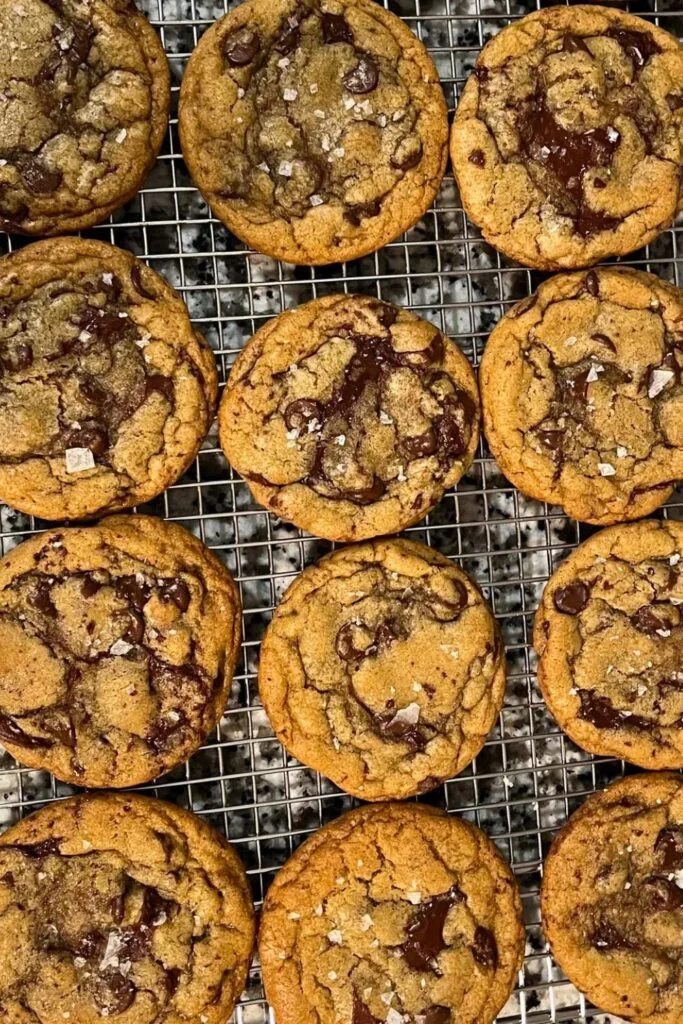 How to Make Chocolate Chip Cookies