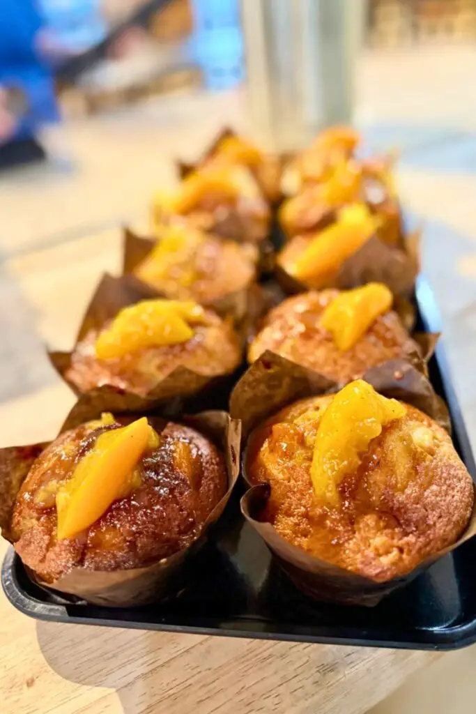 Peach Cobbler Muffins