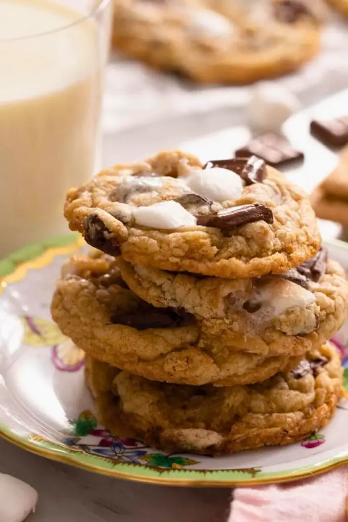 Serving Tips for S’mores Cookies