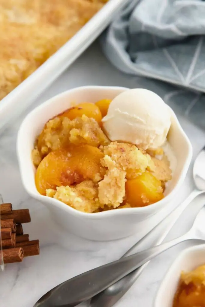 What Is a Peach Dump Cake