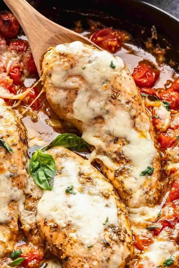 How to Make Homemade Pesto Chicken