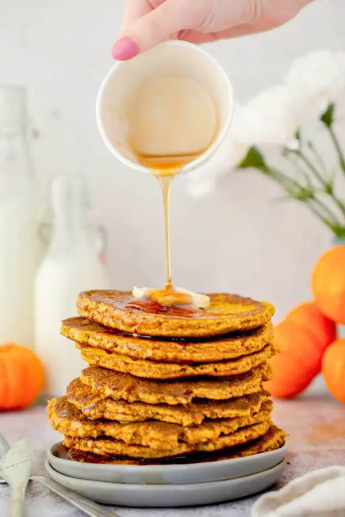 How to Make Pumpkin Pancakes