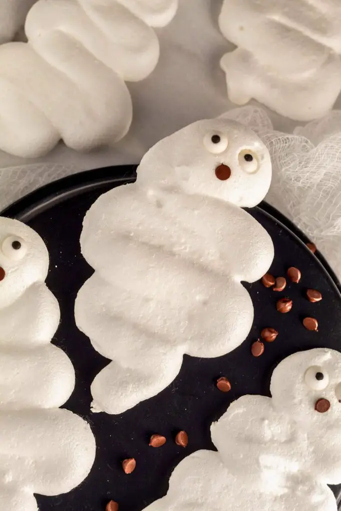 Ghost Meringues