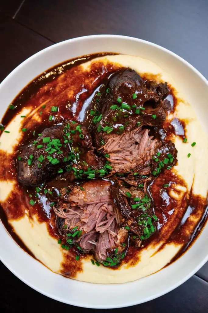 How to Make Braised Beef Short Ribs