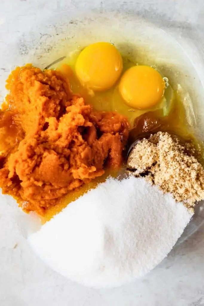 How to Make Pumpkin Chocolate Chip Bread