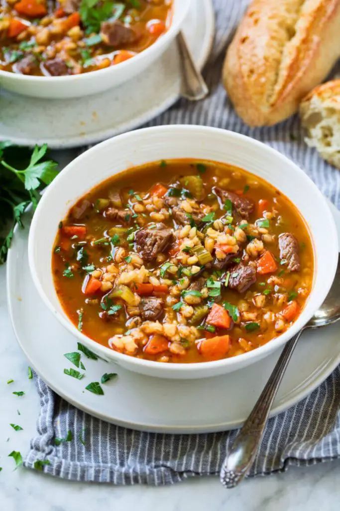 What to Serve With Beef Barley Soup