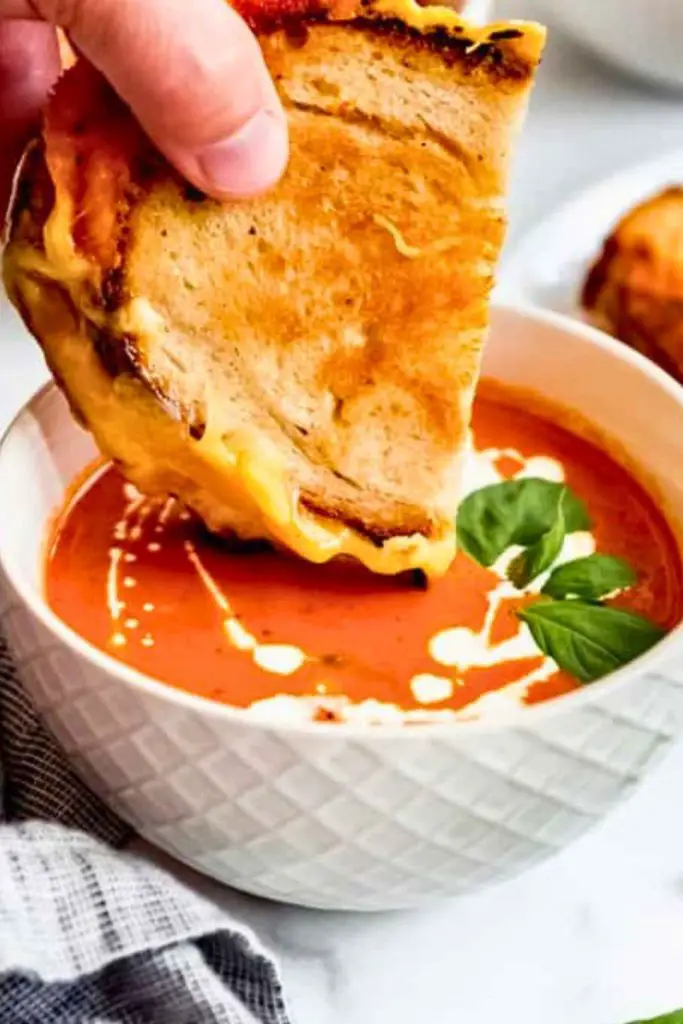 Serving Suggestions for Tomato Basil Soup